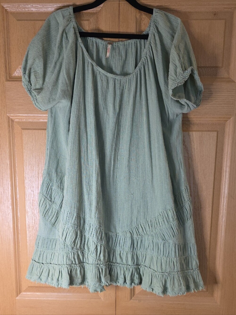 Free People Women's Sage Green Gauze Ruffle Hem Top Cottagecore Boho Size Small - Picture 1 of 6